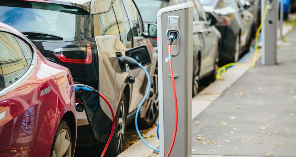 康普利汽車(chē)充電樁加盟盈利模式：打造綠色出行新未來(lái)